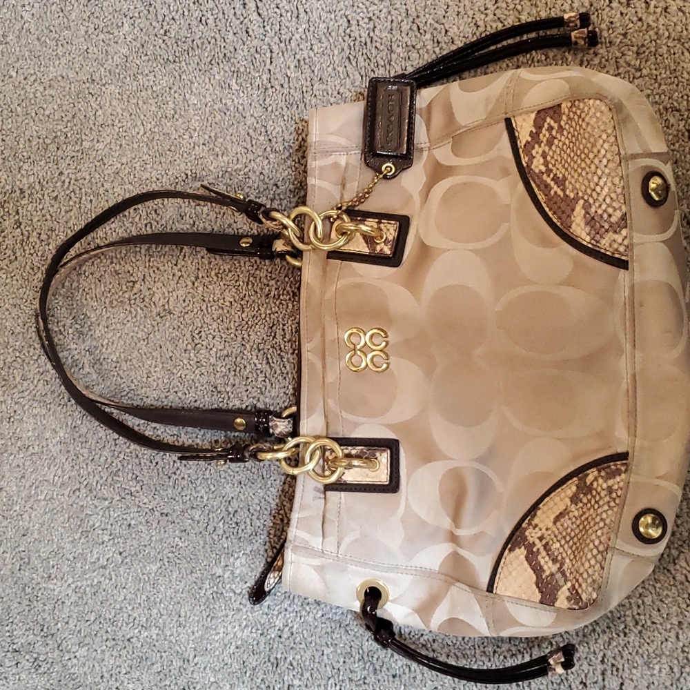 Coach purse
